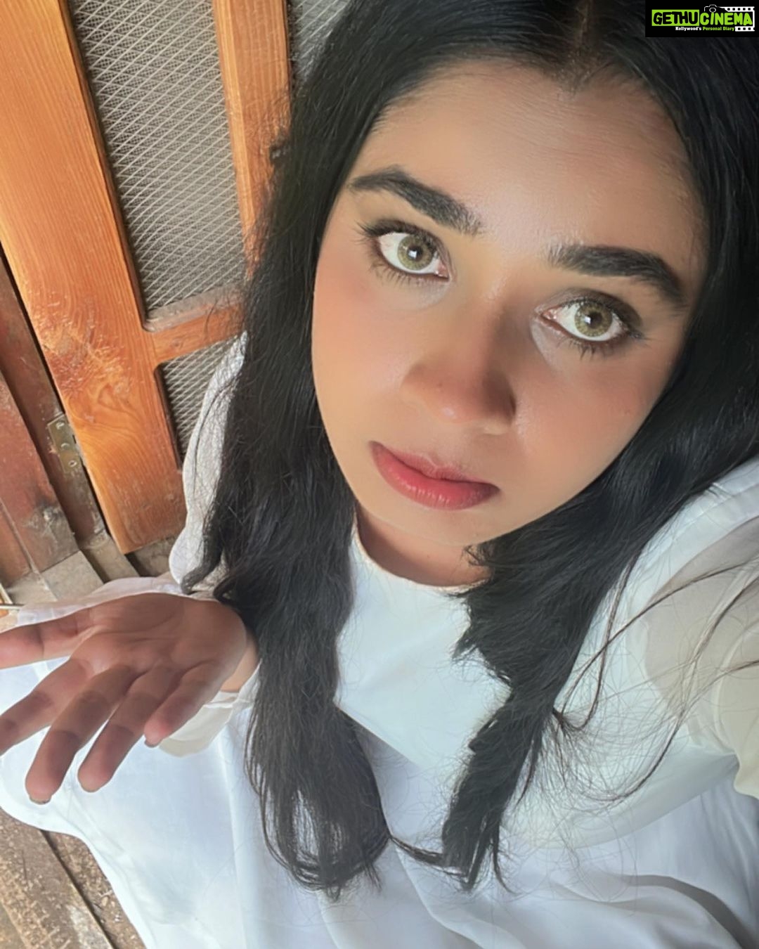 Ritu Singh Instagram - Me-time on a busy day is like milk in coffee- even a little things changes a lot ….