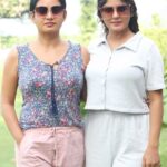 Ritu Singh Instagram - A group of three is always the best #threegirls #oneofthree #wildandthree #justthethreeofus #roundthree #thesethree #girlsgirlsgirls #girlsday #friendstime #captions #timepiece #special_shots #beauties😍 Special thanks to @pankaj_saxena_photographer 💫