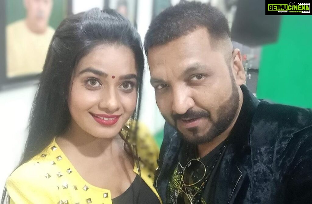 Actress Ritu Singh HD Instagram Photos and Wallpapers August 2023 ...