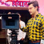 Ritu Singh Instagram - 🎥 Hanikarak BiVi 🎬 With all talented crew and cast 😎 Director - Bunty Bhai Producer - Anshuman singh Bhai Cameraman - Hemant Dada @ishtiyaque_shaikh_bunty @ritu9170 @subhashchavan_75 @amitshukla1981 @anshuman_singh_bisen Azamgarh