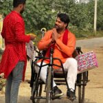 Ritu Singh Instagram – भइया मेरी राखी के बंधन को निभाना फ़िल्म पूरी हुई ! एक बेहतरीन कहानी में बेहतरीन किरदार निभाने को मिला !! निर्माता @singhkpradeep999 भइया ने अस्वस्था के बाद भी शूटिंग ज़ारी रखी !! निर्देशक @pramodshastridirector जी के साथ मेरी छवीं फ़िल्म थी और हर बार मुझसे अलग ही करवाया प्रमोद सर आपका विश्वास बना रहे! @sanjaypandeyofficial भइया के साथ पहली बार इतने सीन किए ! @ursgauravjha के साथ एक केमिस्ट्री सी बन गई है देवरानी जेठानी से ये सिलसिला बना है और ये चलता रहें ! मेरी बहन के किरदार में @ritu9170 लाजवाब है ! एक अच्छी बाण्डिंग बनी ! अब लेखक @skchauhanwriter जी ने कमाल लिखी है इस स्क्रिप्ट को और हमेशा अद्भुत किरदार गढ़ते है! इस फ़िल्म का संगीत दिया है @azadsingh_666 ने बहुत ही कमाल !छायांकन है जग्गीपाजी का .. पूरी टीम को धन्यवाद एक अच्छी फ़िल्म के लिये