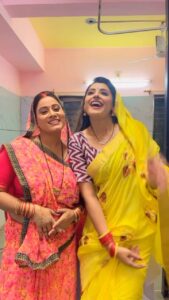Ritu Singh Instagram - Hamari reels me #bhoot hai , wait for the end 👻 #masti #funnyvideos #reels #girls #loveyou #ghost