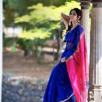 Riya Suman Instagram - Me, when entering kitchen on festival days.. 🙈😅 . Tell me your favourite Pongal/ sankranthi dish in comments. Mine is Payasam & puran poli😋😋 . Saree: @thepallushop 📸: @pariaarclicks Makeup: @keerthana_makeup_and_hair Hair: @positive4_makeovers