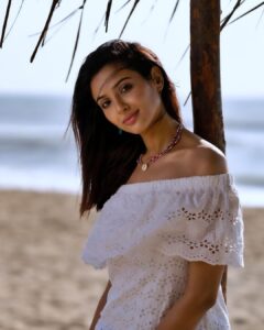 Riya Suman Instagram - 🤍
@pariaarclicks @shree_bhuvana_mua @hafil_pep  @ibrahim__ibm