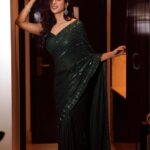 Riya Suman Instagram - Ain’t no glam like saree glam✨ Saree. @samyakksarees Jewellery: @kushalsfashionjewellery Photography @gk_.photography._ Makeup @littleheartbyabu Hairdo @_stylenart_ Retouch @editors_desktop
