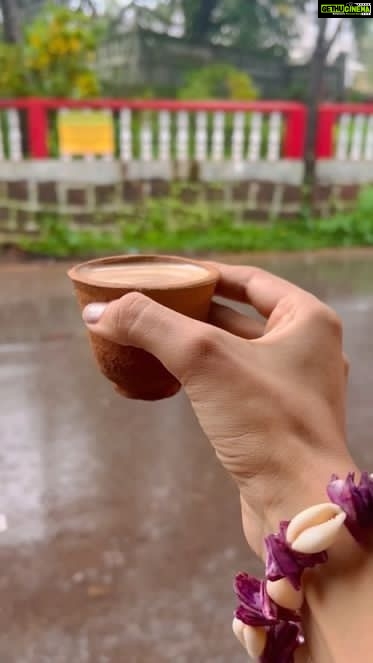 Riya Suman Instagram - POV: You are on a tea date with me on a rainy evening. Goa