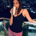 Riya Suman Instagram - Back to home, to my favorite people & not so favorite, my mom s detox green juices 🤮 which I always make sure to drink in balcony just in case need to sneakily pour some to the plants.. 😅🙈 Home :)