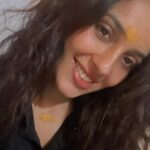 Riya Suman Instagram – Just me glowing post temple hopping , this evening ✨😇