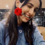 Riya Suman Instagram – Hridayam after effects!! Went to my college after so long!!! 😍 R.A.Podar College of Commerce & Economics