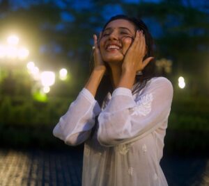 Riya Suman Instagram - Pluviophile
[ploo vee oh fahyl]
noun
a lover of rain;someone who finds joy and peace of mind during rainy days.
🙋🏻‍♀️