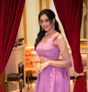 Riya Suman Instagram - I Purple You! 
💜 

Outfit: @_prashantikumar_ 
📸 : @media9_creations @media9manoj 
Location: @mayfairsiliguri