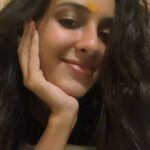 Riya Suman Instagram – Just me glowing post temple hopping , this evening ✨😇
