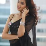 Riya Suman Instagram - For #AgentKannayiram promotions.. Styling & outfit: @labelswarupa 📸: @sat_narain @shotsbyuv MUA: @makeupandhairbyrehana . . #agentkannayiramfromnov25