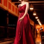 Riya Suman Instagram - Sassy & goofy! One 💣 combo it is! . . Outfit: @prashantikumarlabel Photographed by: @sanni.dhya Location: @mayfairsiliguri