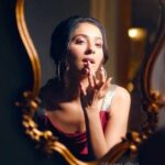 Riya Suman Instagram - That’s why we must follow early to bed, early to rise! ;) Shot by : @sanni.dhya Outfit: @prashantikumarlabel Clutch: @q9fashionstudio Location courtesy: @mayfairsiliguri #RiyaSuman
