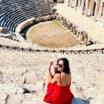 Riya Suman Instagram - Marvelling at this natural wonder of Pamukkale! It’s not ice btw, it’s calcium carbonate 🤗 Pamukkale - Cotton Castle, Turkey