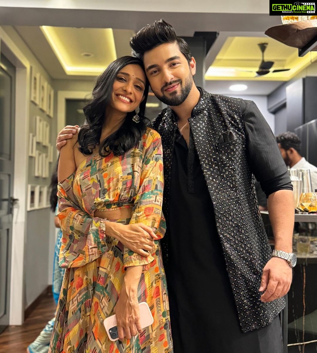 Rohit Suchanti Instagram - Happy Diwali in advance ❤️