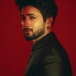 Rohit Suresh Saraf Instagram - Walkin’ miles in the moonlight 🔥 For @mumbaifilmfestival #mami2023 @nmacc.india @jimmychoo @tisastudio @kadamajay @abhilashatd @samidhajain__ @styled_by_tanik @imtiaz_makeup @vivan.here