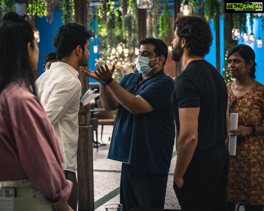 Rohit Suresh Saraf Instagram - Thank you, all of you for making me feel seen. For all the love over the past year for #VikramVedha and #Shatak. Forever grateful to @pushkar.gayatri for seeing me as Shatak and for encouraging me to take massive leaps whilst providing me a safety net that I knew would catch me when I fell. And @hrithikroshan for being the kindest, most magnanimous co-actor. For going the extra mile and have me be a part of a film that’s helped me connect with my people the way nothing else so far had. Counting my blessings and thanking my stars everyday! Swipe right for big smile 🤗 Ps. special shoutout to @ghantaghartalkies @nowitsabhi @castingbay for being the catalyst and @iyogitabihani for being my Chanda in crime! ♥️ Special thanks to @ychips for capturing these ✨