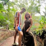 Roopal Tyagi Instagram - Just a mirror for the sun ☀️ These smiling eyes are just a mirror for.. #goatrip #parasbirthdaytrip #mojigoa P.S. @poojakadam is my favourite photographer forever! Period. 📸 Mojigao