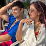Roopal Tyagi Instagram - Aadhi soyi aadhi jaagi Din mein dhal gayi raatein Baatein jaise meethe khaare Lamhon ki saugaatein… #goa #chillvibes #khushaamdeed Tomatoes Goa