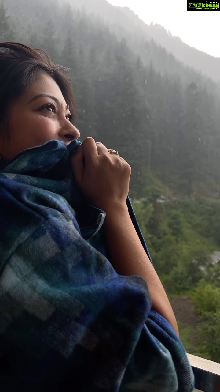 Rooqma Ray - 20.6K Likes - Aaj Phir Jeene Ki Tamanna Hai ⛈️
📍 @kasol
#reelsinstagram #reelsvideo #reels #réel #reelitfeelit #reelkarofeelkaro #reelindia #kasol #raindrops #bollywoodsongs #oldisgold #instagood #instagram #instadaily #insta #instafashion #instalike #instalove #instacool #rooqmaray