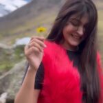 Rooqma Ray Instagram - This is heaven on earth 🌍 📍chitkul @awesomehimachal @incredible_himachal.in #instagood #instagram #insta #instadaily #instafashion #instamood #instalike #instalove #instareels #reelsinstagram #reels #reelsvideo #reelsindia #himachal #himachaldiaries #himachalpradesh #himachaltourism #chitkul #rooqmaray