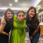 Rooqma Ray Instagram - #Bawaalkuthi 🤣🤣🤣😘😘😘 🧿😘lv u all ❤️❤️❤️❤️❤️❤️ @isuvajit_kar @tanuka.chatterjee@hritojeet_tatha @rahularunodaybanerjee #laalkuthirvitore🤘 #instagamer #friendship #friendsforever #positivevibes #thankfulandblessed🙏 #thankyougodforeverything