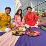 Rooqma Ray Instagram - Subho bhaiphota ❤️ @aajtakbangla @sunbanglaofficial #instagram #insta #instagood #instamood #bhai #bhaiphota #2023 #aajtak #sunbangla #celebration #siblings #onscreen #actorslife #rooqmaray Floatel Hotel