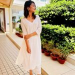 Rooqma Ray Instagram - Subho sasti 🤍🤍🤍 #instagram #instagood #insta #instadaily #instafashion #instamood #white #durgapuja #travel #seaside Hotel Holiday Resort,Puri