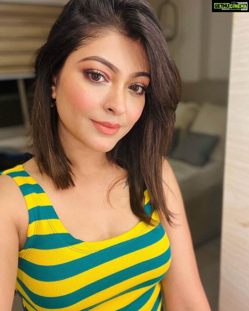 Rooqma Ray Instagram - Hate me or love me, either way, I'm still on your mind 💛 #instagram #insta #instagood #instalike #instalove #stripes #dressoftheday #yellow #shorthairdontcare #newlook #rooqmaray
