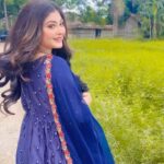 Rooqma Ray Instagram - घर आजा परदेसी 💙 Thank you @bhattacharyadebayan #réel #reelsindia #reelsinstagram #reelsvideo #reelitfeelit #reelkarofeelkaro #reelsviral #instagram #instagood #insta #instadaily #instafashion #instamood #instalike #instalove #rooqmaray #gadar2 #bollywoodsongs #bollywood #reelsviral Dassani 2 Studio