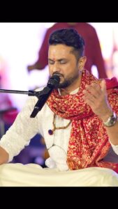 Roshan Prince Instagram - हरे राम हरे राम, राम राम हरे हरे,
हरे कृष्ण हरे कृष्ण ,कृष्ण कृष्ण हरे हरे.

Clip from 19th Oct Jagran at Zirakpur.