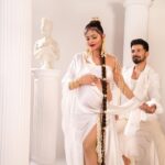 Rubina Dilaik Instagram - You are an indescribable miracle of my life 🤍 🤍 . . . The amazing lenswomen:- @littletoesbymuskan @sapna_kapoorr Setup up design & Co-ordinated by @partycircle_ind Styling - @styleitupbyaashna Special mention @zubin_khan 🙃💕