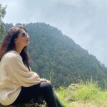 Rucha Hasabnis Instagram - Throwback to my favourite day ✨ . . #travel #family #life #mussoriediaries❤️