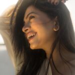 Ruchira Jadhav Instagram - Her stare as radiant as the Sun's glare #ruchirasays both intense, a fiery love affair ❤️‍🔥 #RuchiraJadhav in & as #TheGoldenHour ☀️