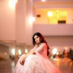 Ruchira Jadhav Instagram - Hi Diwali.. पटाखा दिस side💥 #ruchirasays the 2nd Picture gives लेजा लेज्जा vibe while परी हू मै feel continues to flow through the 3rd one.. what say.. #RuchiraJadhav MUA @glambypallavi Hair: @dat_mysterious_gal Photography: @thepawanshinde Videography : @thelalitfilmer Outfit: @emiraasbyindrani Jewellery: @silverqueenj Venue : @thepark_navimum