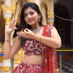 Ruchira Jadhav Instagram - किस्ना की प्रतिक्षा में झुमती राधा.. अब तो कान्हा को आना ही पडेगा… ❤️ #Krishna #MajhaKrishna #RadhaKrishna Choreography : @dance.booth @miss._bhosale._ @ishivanipatil Shot by : @prasadchavanphotoghraphy @vaibhav_gadahire_photography आप सभी को जन्माष्टमी की हार्दिक शुभकामनाये 🌸🙏🏻 #RuchiraKrishna ♥️ #Krishna #Janmashtami #KrishnaJanmashtami #Gokulashtami Iskcon -Juhu