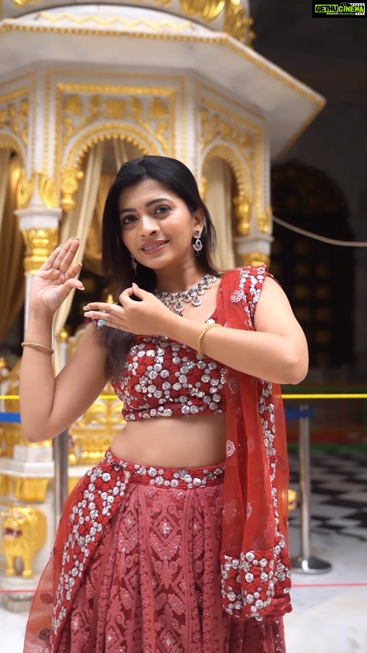 Ruchira Jadhav Instagram - किस्ना की प्रतिक्षा में झुमती राधा.. अब तो कान्हा को आना ही पडेगा… ❤️ #Krishna #MajhaKrishna #RadhaKrishna Choreography : @dance.booth @miss._bhosale._ @ishivanipatil Shot by : @prasadchavanphotoghraphy @vaibhav_gadahire_photography आप सभी को जन्माष्टमी की हार्दिक शुभकामनाये 🌸🙏🏻 #RuchiraKrishna ♥️ #Krishna #Janmashtami #KrishnaJanmashtami #Gokulashtami Iskcon -Juhu