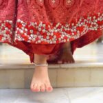 Ruchira Jadhav Instagram - श्रीकृष्ण आ रहे हैं… तो राधा तो आयेगी ही….. । आप सभी को जन्माष्टमी की हार्दिक शुभकामनाये 🌸🙏🏻 #staytuned ♥️ #RuchiraKrishna #Krishna #Janmashtami #KrishnaJanmashtami #Gokulashtami
