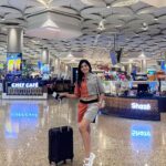 Ruchira Jadhav Instagram - Flying for my Dreams.. ✈️ Off to Vietnam🇻🇳 . . . . #ruchirasays A step at a time 🎬♥️ #Airportlook Wearing : @blamblack_clothing Styled by : @jidnyasa_98 #shoot #travel #fly #RuchiraJadhav Terminal 2 , Chhatrapati Shivaji International Airport , Mumbai