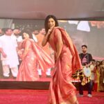 Ruchira Jadhav Instagram - दहिकाला २०२३ ❤️‍🔥 When GRACE meets Playfullness ☺️ PS. Call it whatever.. #ruchirasays I call it ‘Being in the moment’✨✨ Never ever miss those moments where you feel you can make yourself smile ! Smile..laugh..Dance… do whatever… Live a little more everyday 🫶🏻 #YouarePrecious Wearing: @mysilklove @liiyanna_designs #RuchiraJadhav #Festival #Event