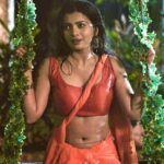 Ruchira Jadhav Instagram - पानी ने आग लगाई 💦❤️‍🔥 Have you watched my song “पौर्णिमेचा शुभ्र चंद्र” yet… #RuchiraJadhav