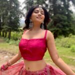 Ruchira Jadhav Instagram - Chanelling my inner रानी 💗✨🌙 #RuchiraJadhav