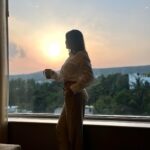 Ruchira Jadhav Instagram - There's a Sun within me that refuses to settle for less, a radiant force undimmed by external shadows, unwavering amidst life's challenges. #ruchirasays There’s a ☀️within Me ! JW Marriott Hotel Pune