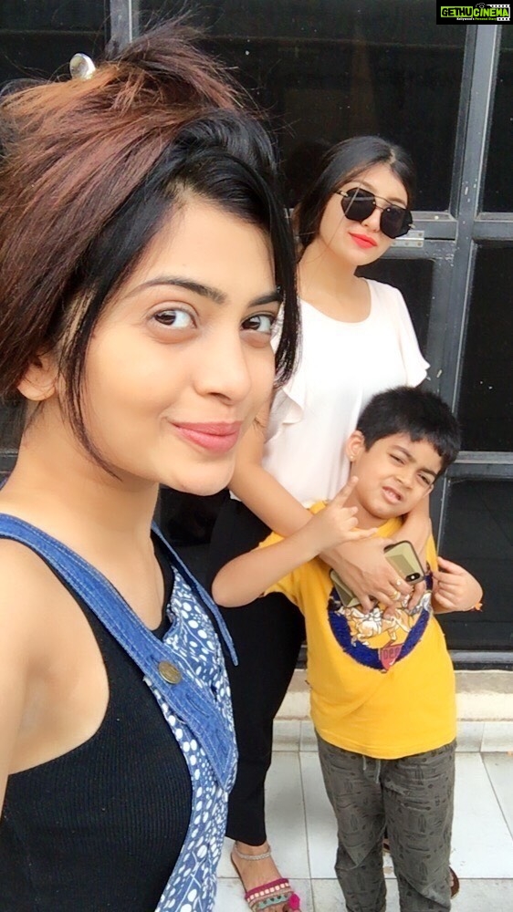 Ruchira Jadhav Instagram - Isn’t it strange how time flies, yet how beautifully it changes nothing.. From being neighbors to forging this beautiful brother-sister bond with our dear Gundu, our connection has only grown stronger with time. From teaching him to tying his shoelaces to learning life’s lessons together, time has woven a beautiful tapestry of our bond. Though he’s grown, our love remains unchanged, proving that some connections defy the hands of time. 💫❤️ #TimeFlies #UnbreakableBond #ruchirasays my two munchkins @rutuja_jadhav__ #majhichaku @aki_knp #majhagundu #didisays this is so wholesome 🫶🏻 #bond #relation #siblings