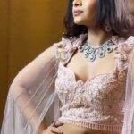 Ruchira Jadhav Instagram - When your lehenga is heavy & your kamar just went from 25 to 24 🙈 PS. When दिवाळी फराळ doesn’t just affect you….☺️🧿 #askmeifIeat #askmeifIworkout