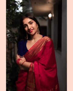 Rukmini Vasanth Instagram - ❤️‍🔥❤️‍🔥❤️‍🔥
Saree: @thenalme 
Blouse: @maayarangdesignstudio 
Photo courtesy: @vasukikarkone and @chethna_k ✨