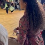 Rukmini Vijayakumar Instagram - The LAS intensive USA 2024 is now open for applications. Apply soon and secure your place! Dance all day! Improve your technique, cultivate your imagination and learn tala, theory and so much more. It’s going to be in the mountains in a retreat center, so immerse yourself in nature while learning to better your Bharatanatyam practice. Application form is in the link in my bio. DATES: July 9th to July 16th 2024 VENUE: ELOHEE RETREAT , ASHVILLE NC, USA Mandala Hall 251 Elohee Drive, Sautee Nacoochee, GA 30571 https://elohee.org/ FEE: $1400 $1200 (early bird registration, ends Feb 15th 2024)