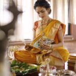 Rukmini Vijayakumar Instagram - Wish you all a very happy festive season!! Made a little mix of celebration from last year. Can’t wait to be home to celebrate Deepavali ♥️ Video @vivianambrose All art : Mom Wearing : @taneira_sarees #festival #navratri #holiday #festivities #culture #devi #saraswati #diwali